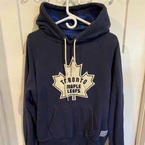 Leafs roots hoodie size M